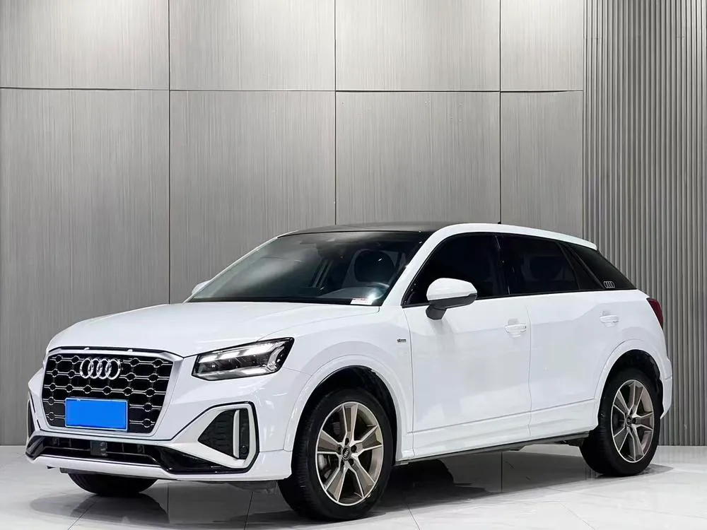 Audi Q2L, 2022