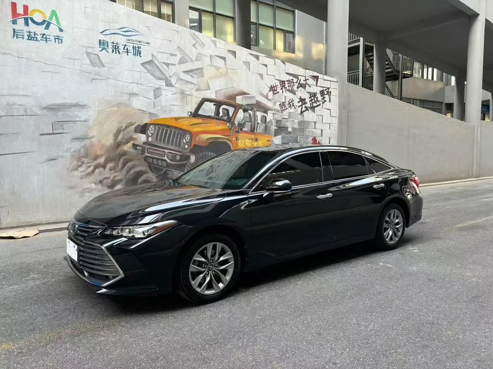 Toyota Avalon 2.0L Luxury Edition CN6, 2019 — фото 1