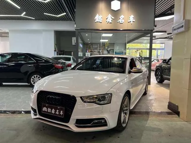 Audi S5, 2012