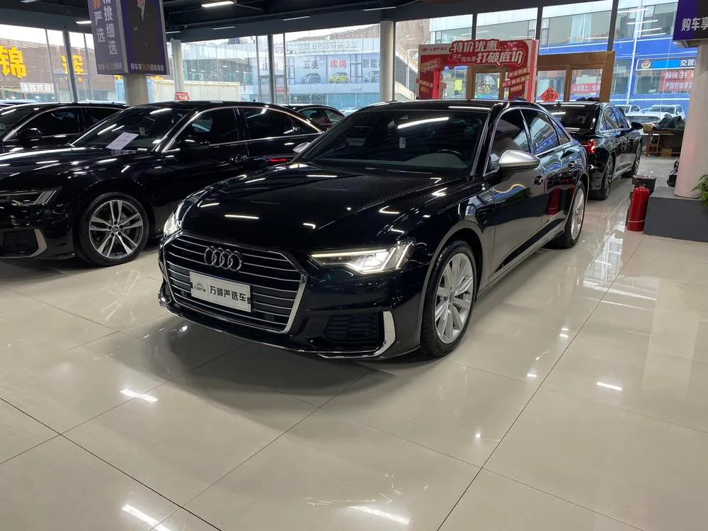Ауди A6L 45 TFSI Refined Version, 2021 — фото 1