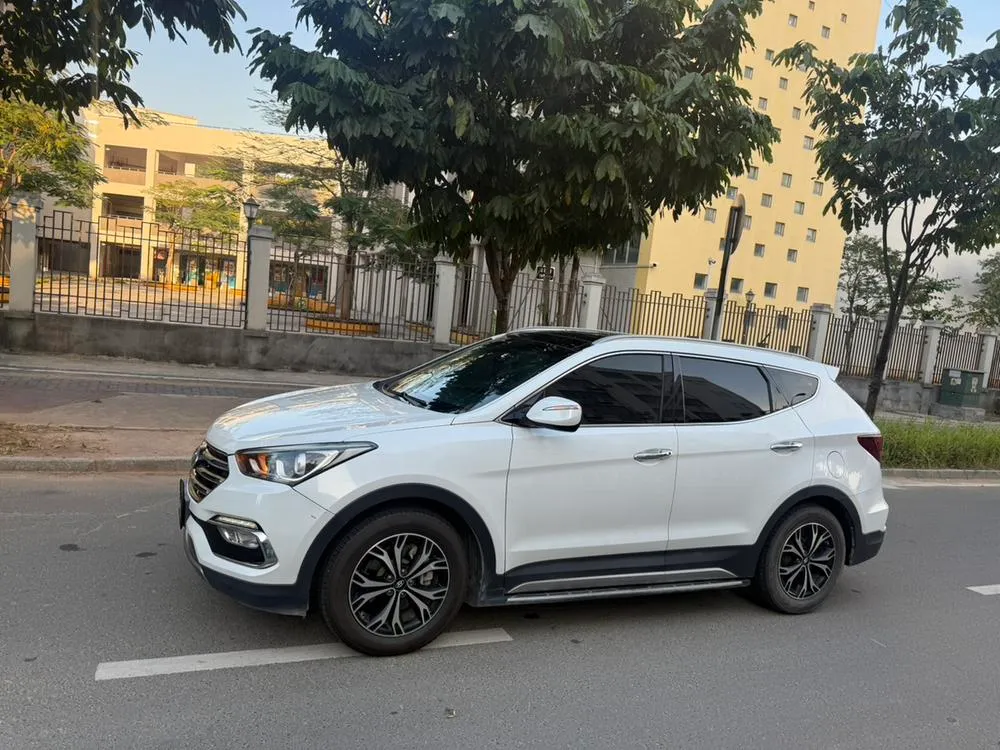 Hyundai Santa Fe, 2017