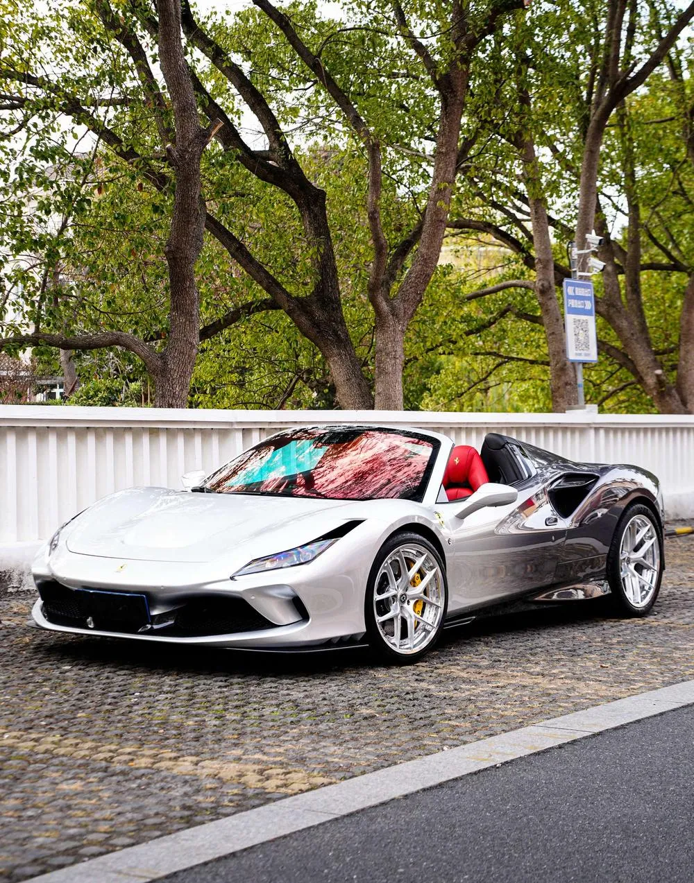 Ferrari F8, 2020
