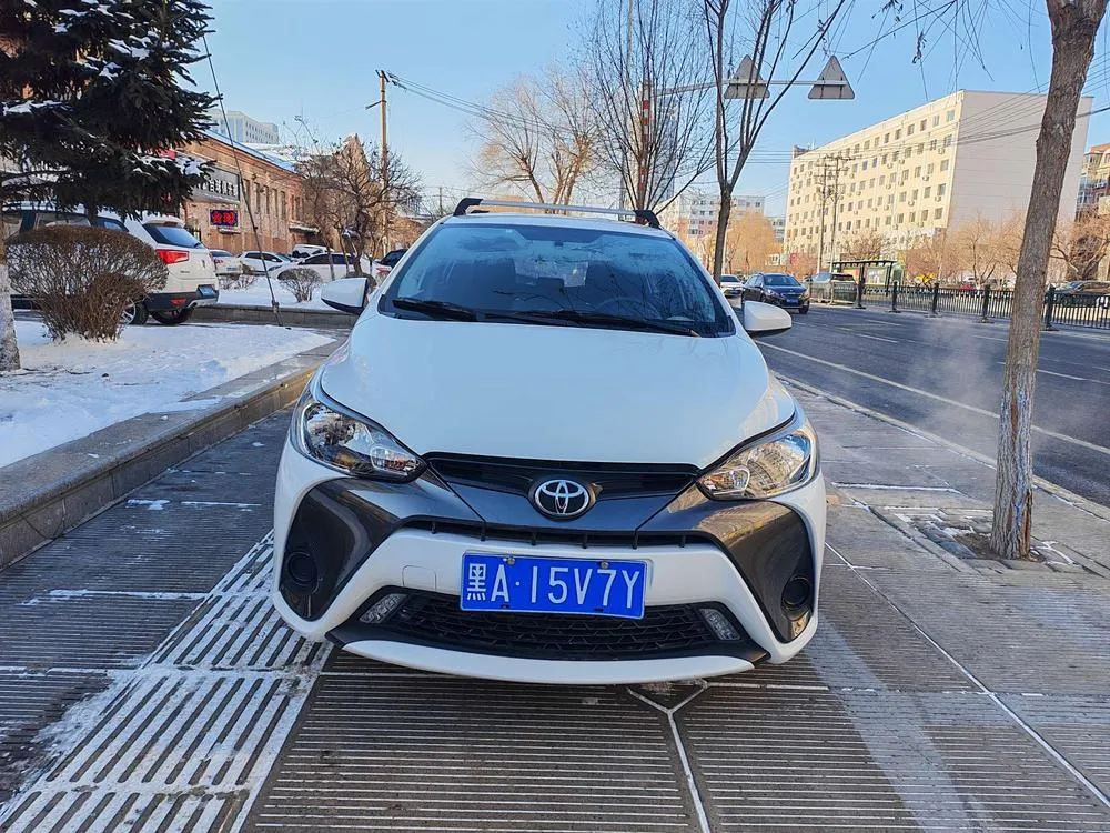 Toyota Yaris L 1.5E CVT Champion Limited Edition, 2018 — фото 1
