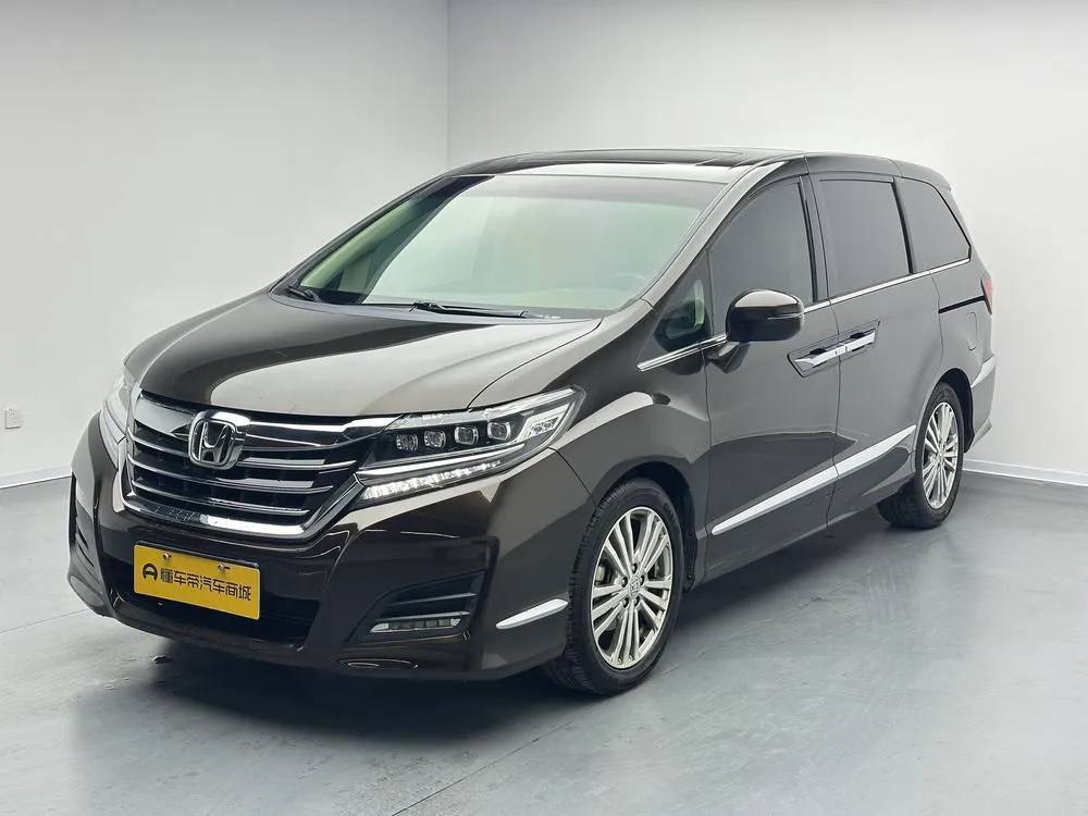 Honda Elysion 2.4L Luxury Edition, 2016 — фото 1
