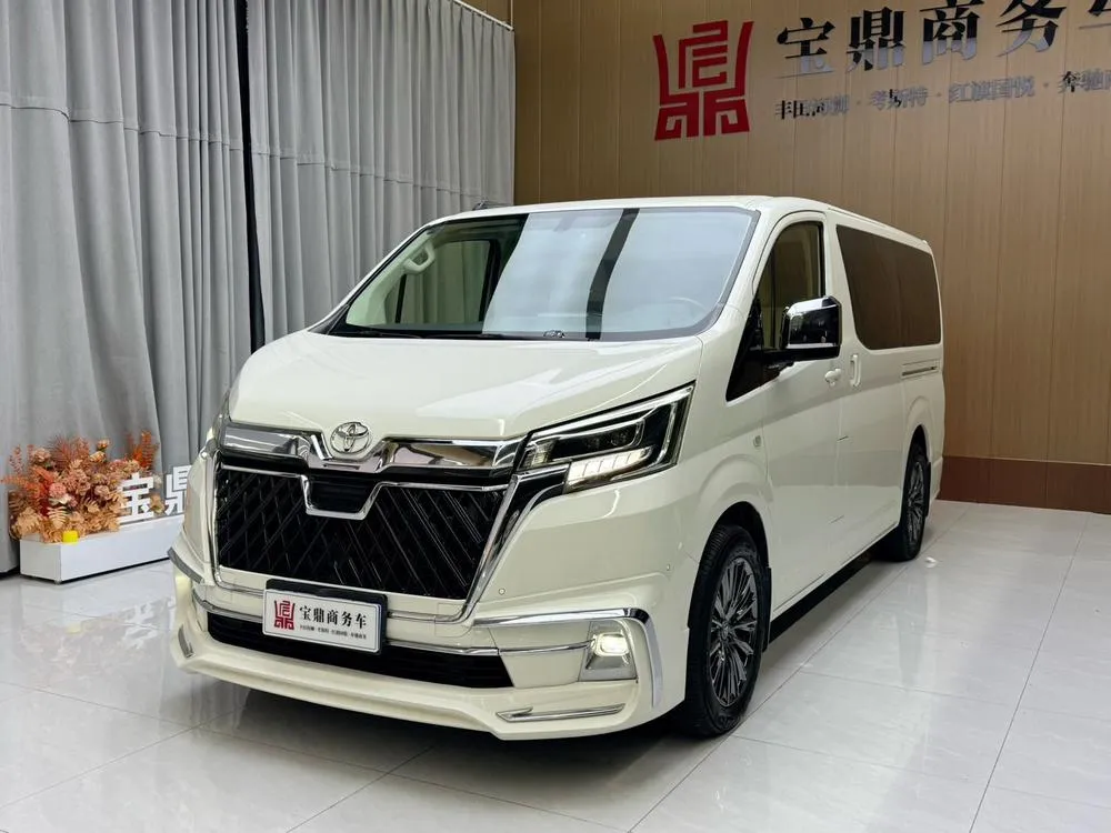 Toyota Hiace, 2024