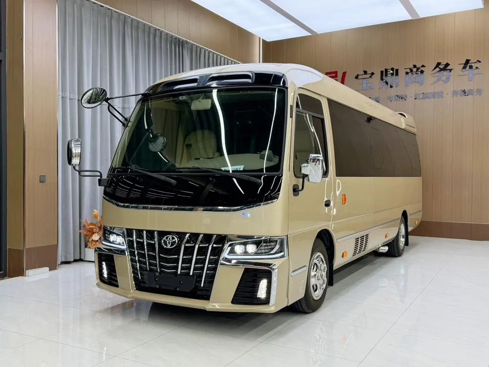 Toyota Coaster 4.0L Manual RWD 7 Seater Edition, 2022 — фото 1