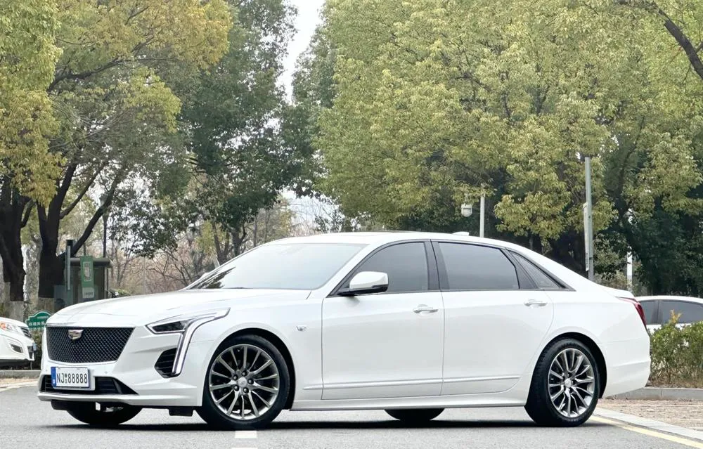 Cadillac CT6 28T Gold Version, 2022 — фото 1
