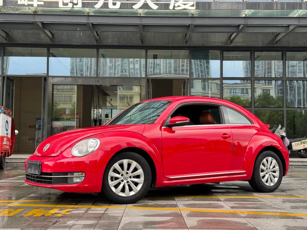 Volkswagen Beetle 180TSI, 2015 — фото 1
