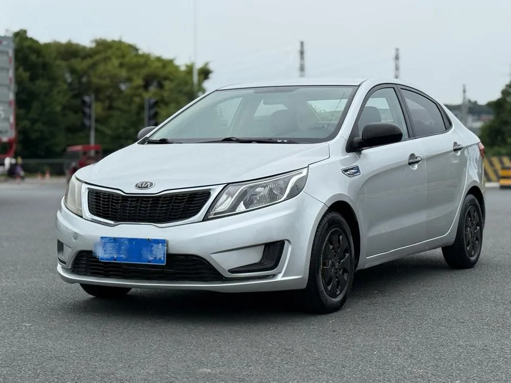 Kia K2 Sedan 1.4L AT GLS Anniversary Edition, 2012 — фото 1