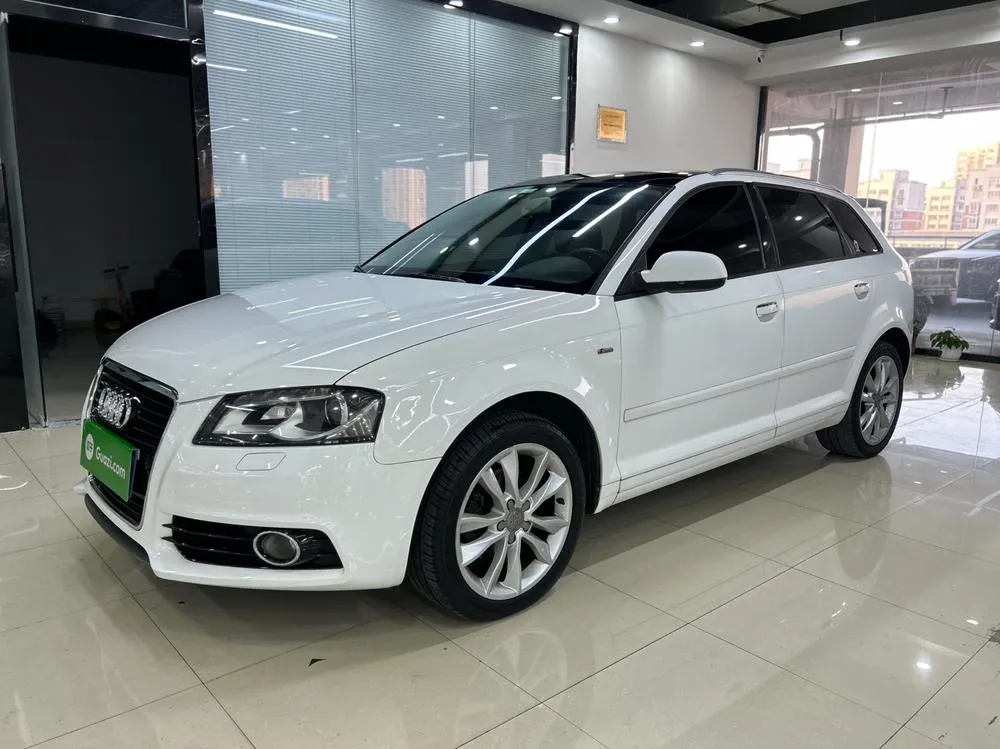 Audi A3 (Import) Sportback 30 TFSI Comfort Version, 2013 — фото 1