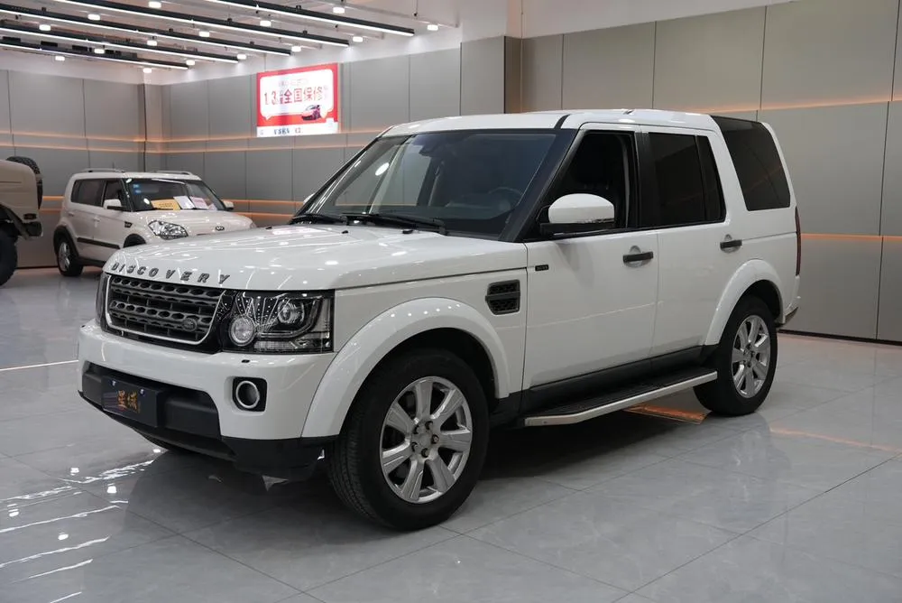 Land Rover Discovery 3.0 V6 SC SE, 2015 — фото 1