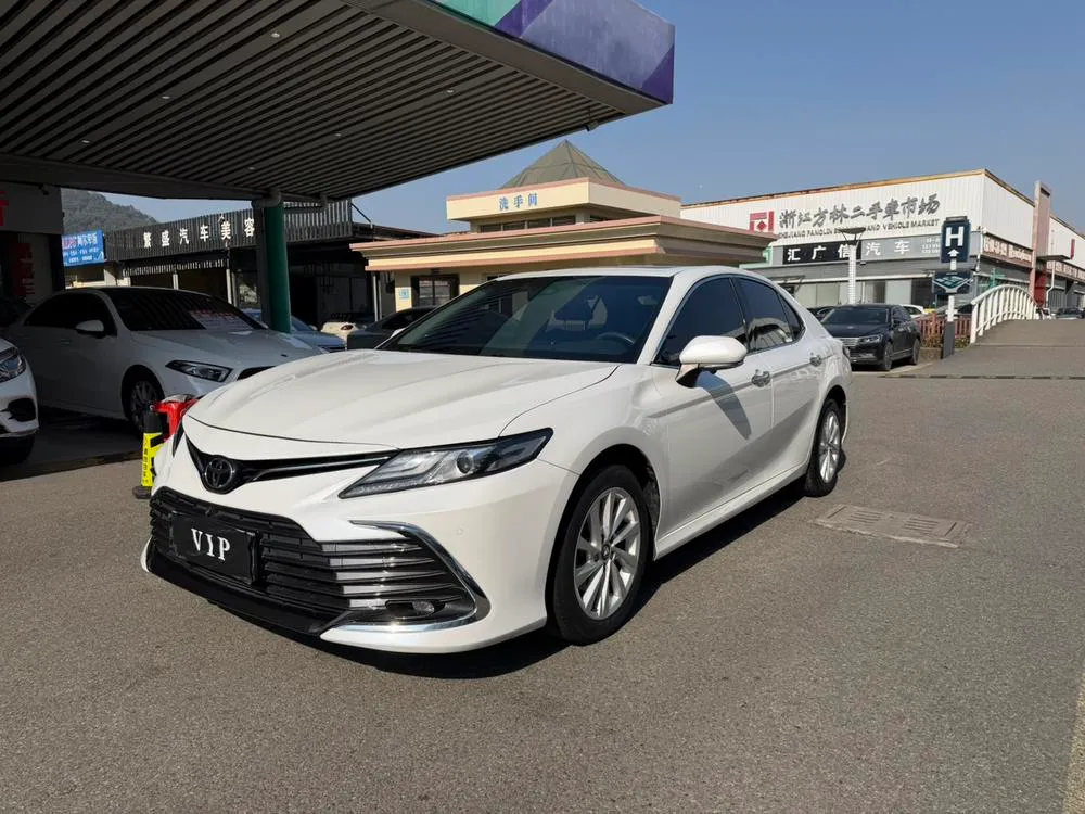 Toyota Camry, 2022