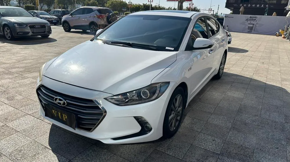 Hyundai Elantra Lingdong 1.4T Dual Clutch Stylish · Elite Version, 2016 — фото 1