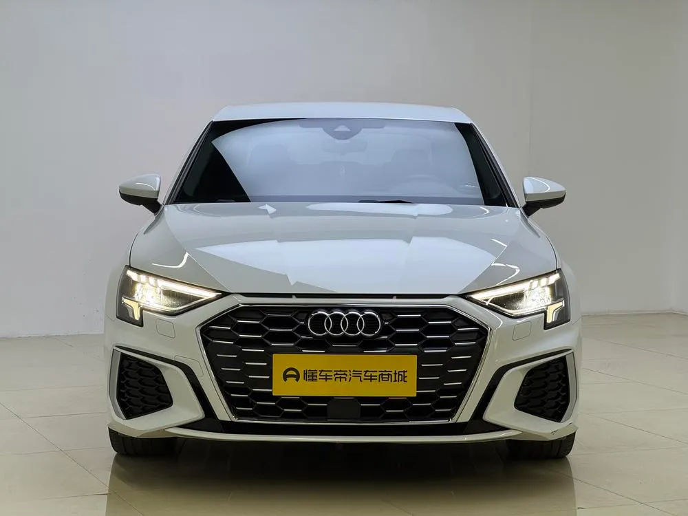 Audi A3 A3L Limousine 35 TFSI Sport Version, 2021 — фото 1