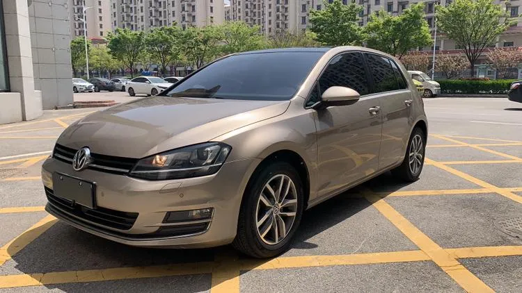 Volkswagen Golf 1.4TSI Auto Flagship Version, 2014 — фото 1