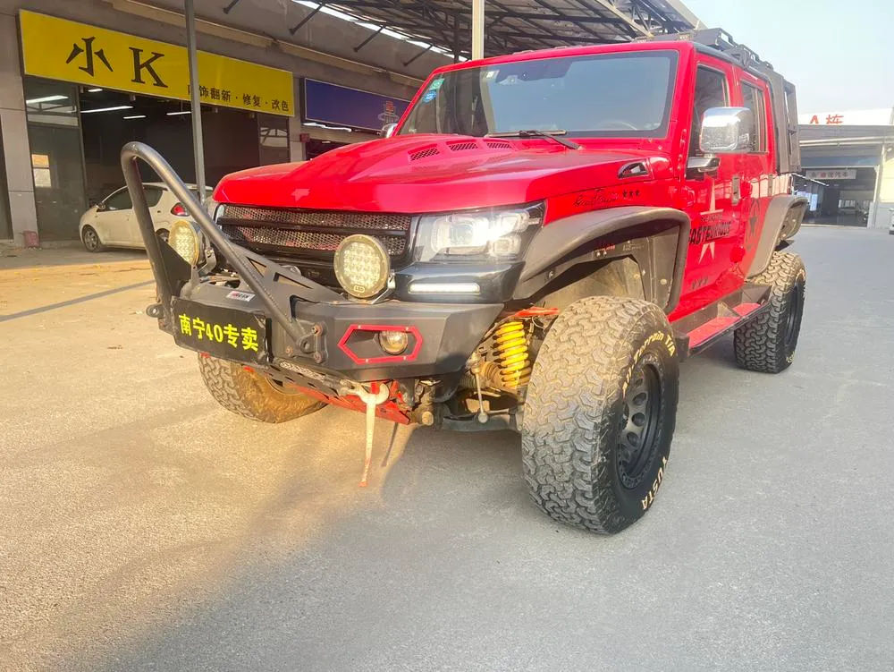 Beijing Off-Road BJ40 PLUS 2.3T Auto 4WD Flagship Edition, 2018 — фото 1