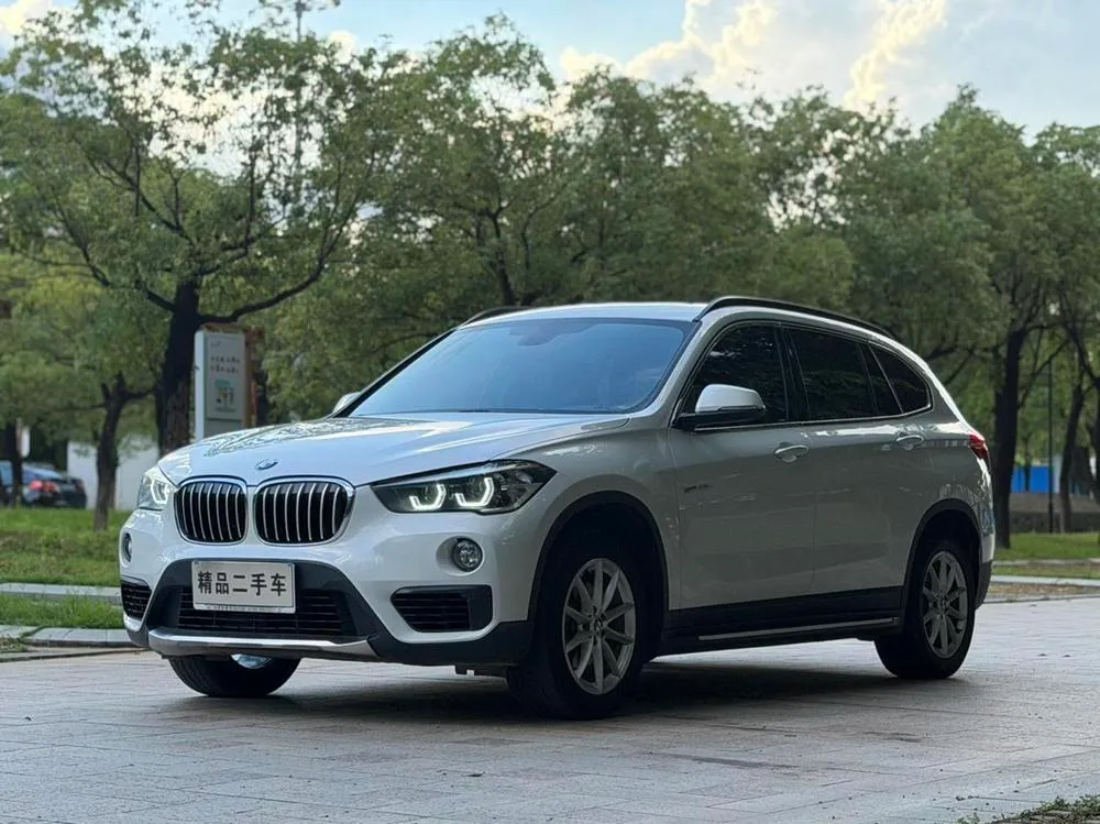 BMW X1 sDrive18Li Fashion Version, 2018 — фото 1
