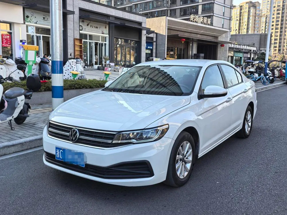 Volkswagen Bora 1.5L Auto 30 Anniversary Edition, 2021 — фото 1