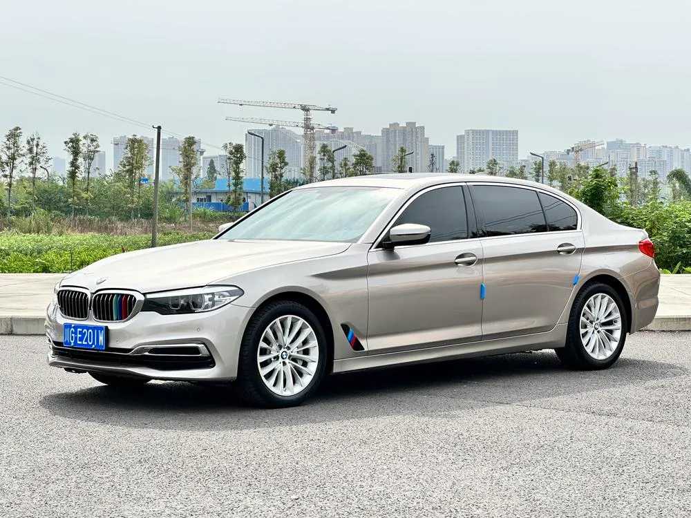 BMW 5-Series, 2019