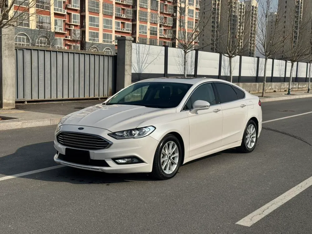 Ford Mondeo EcoBoost 180 Fashion Version, 2018 — фото 1