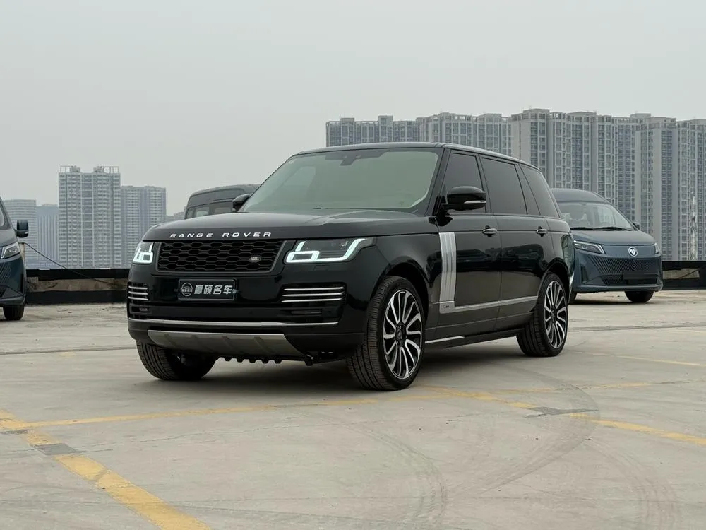 Land Rover Range Rover 3.0 V6 SC Vogue Extended Edition, 2017 — фото 1