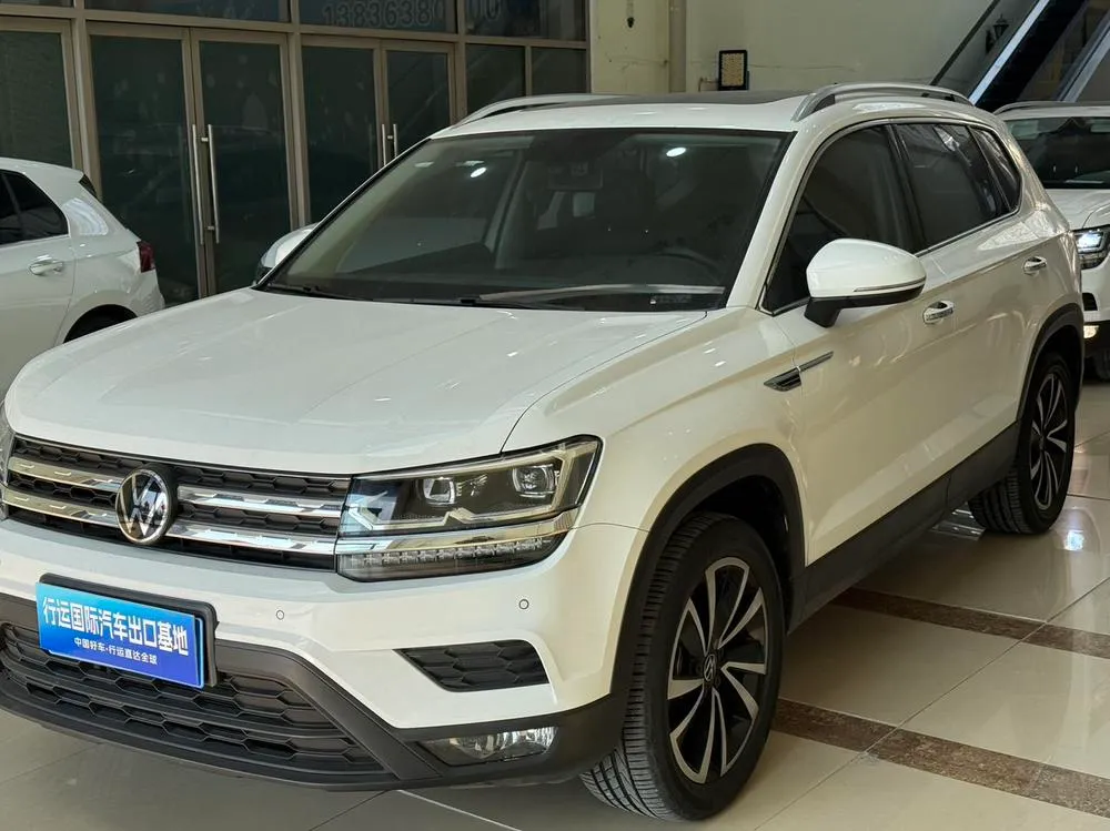 Volkswagen Tharu 280TSI 2WD Luxury Edition, 2022 — фото 1