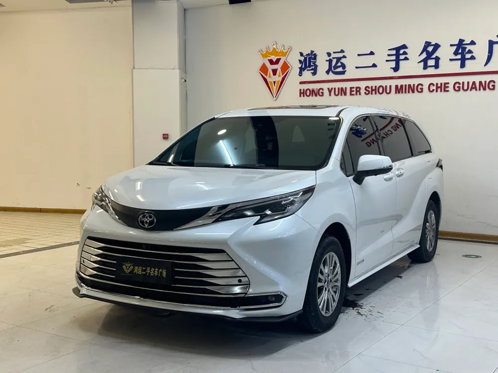 Toyota Sienna Dual Engine 2.5L Comfort Edition, 2023 — фото 1