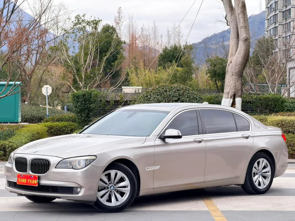 BMW 7-Series 730Li Version, 2011 — фото 1