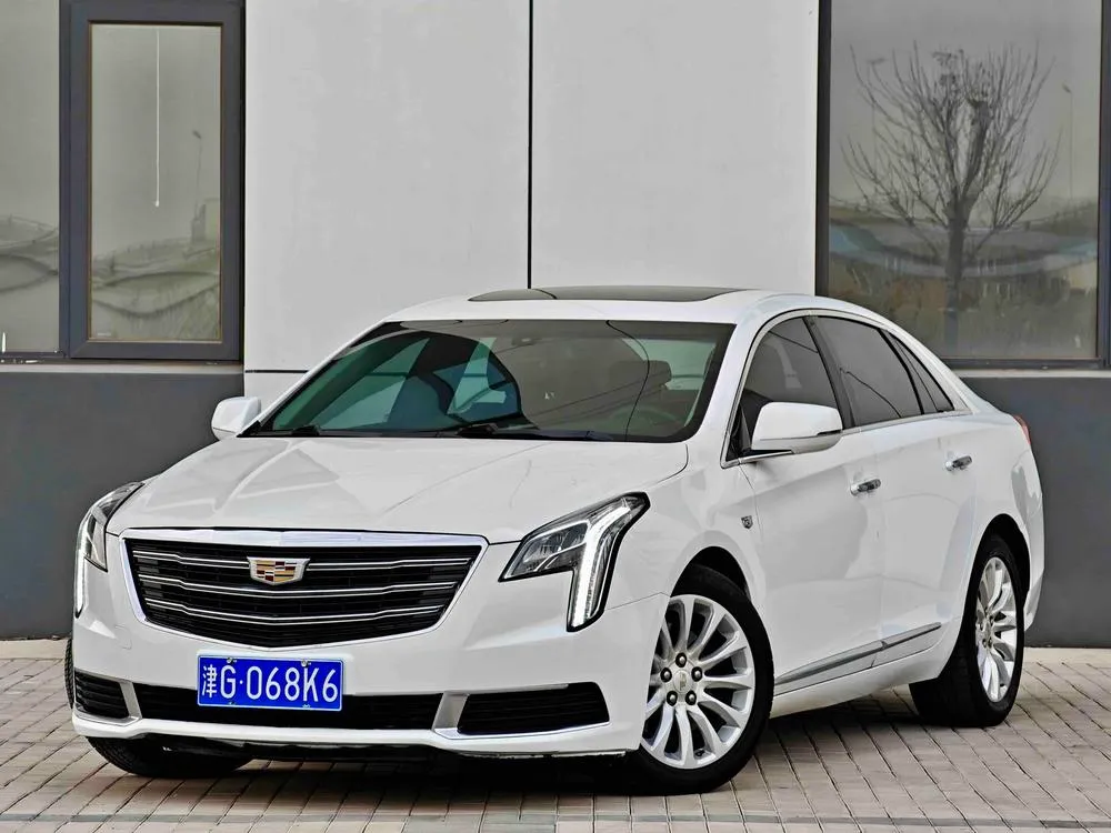 Cadillac XTS 28T Version, 2018 — фото 1