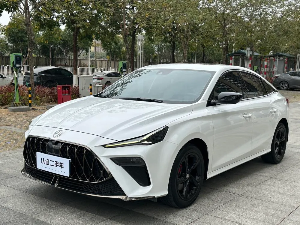 MG 5 Scorpio 1.5T Trophy Sport Edition, 2022 — фото 1
