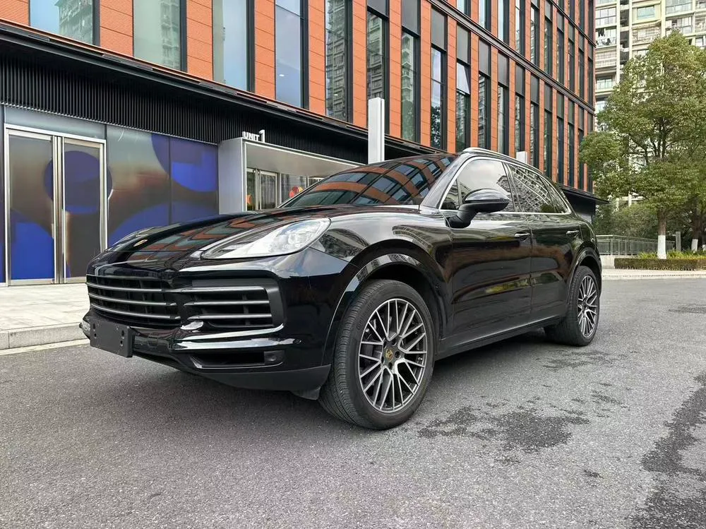 Porsche Cayenne, 2022