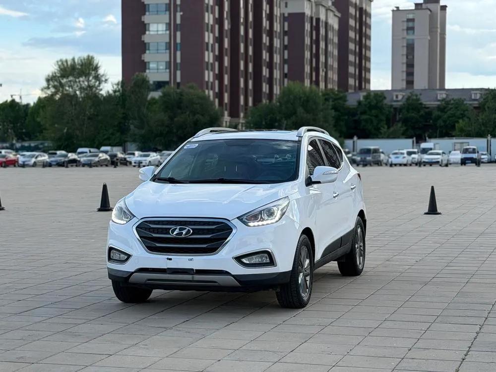 Hyundai ix35 2.0L Auto 2WD Smart Version CN4, 2015 — фото 1