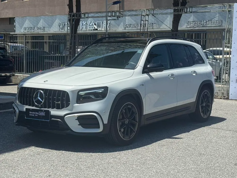 Mercedes-Benz GLB AMG AMG GLB 35 4MATIC, 2024 — фото 1