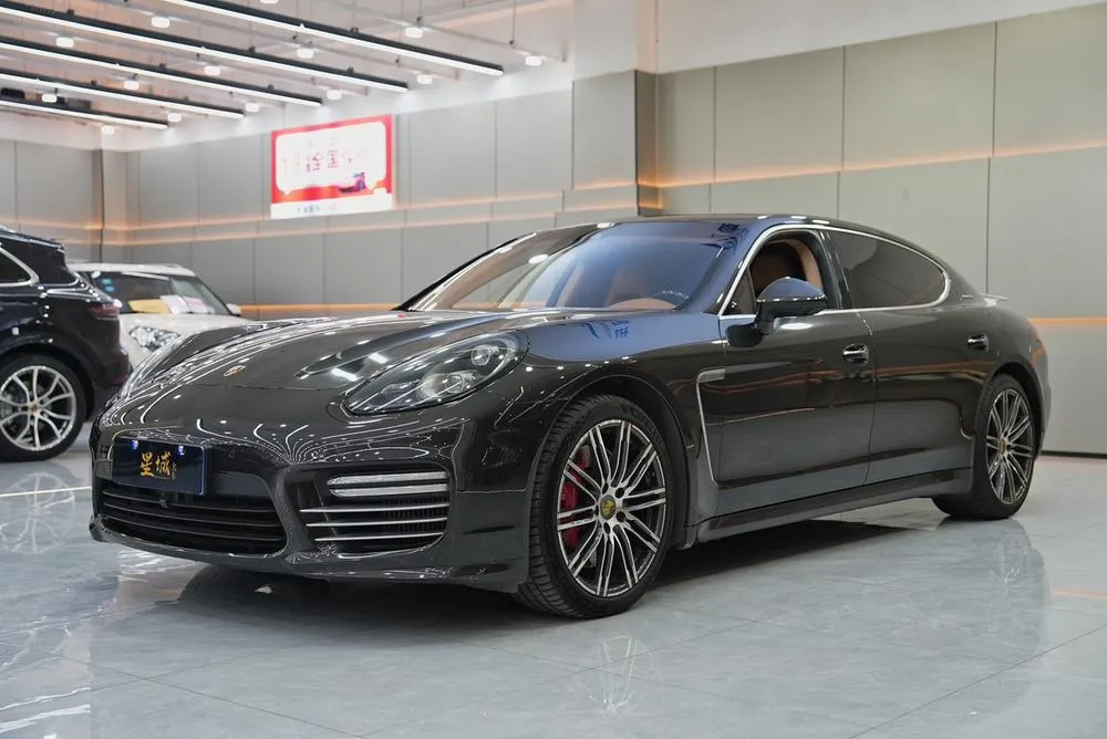 Porsche Panamera, 2014