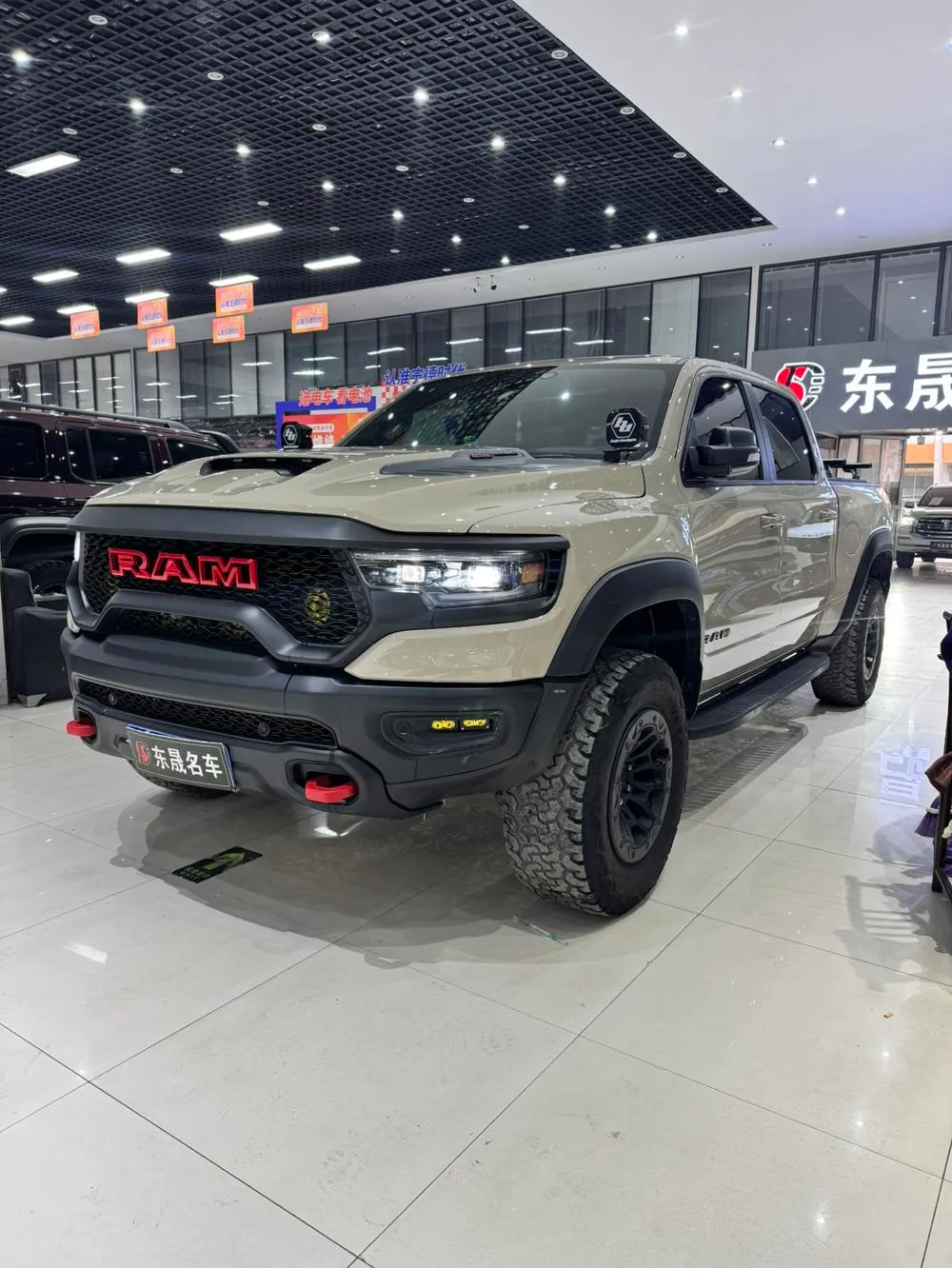 Dodge Rampage 6.2T Auto 4WD 5 Seater Parallel Import, 2023 — фото 1