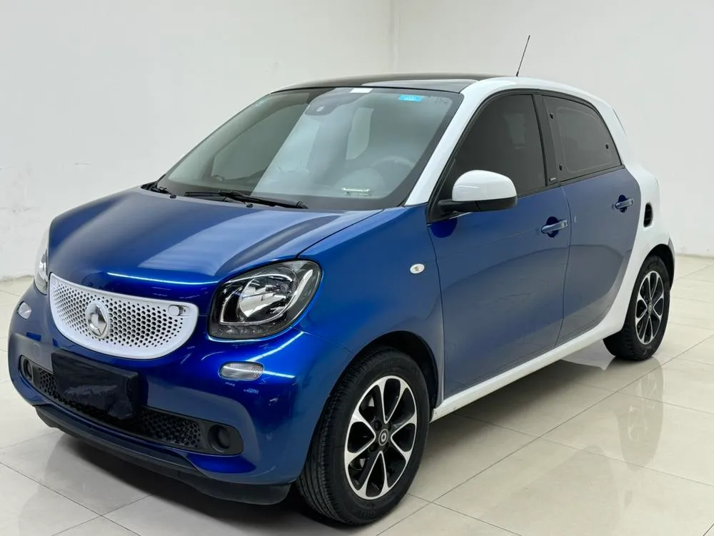 Smart forfour 1.0L 52 Edition, 2016 — фото 1