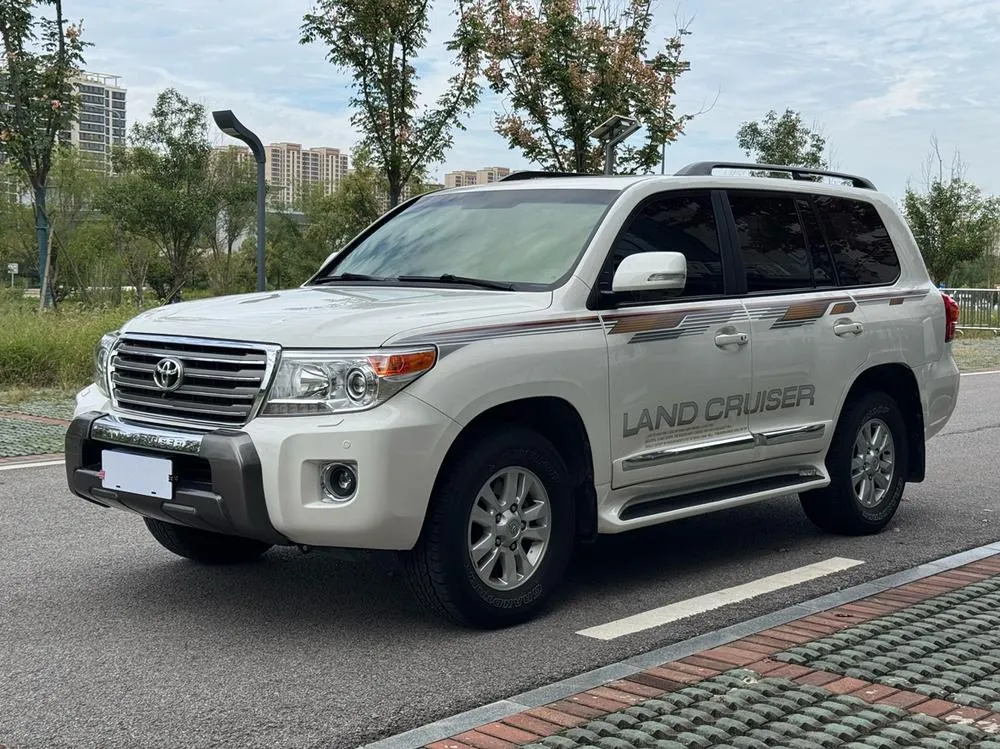 Toyota Land Cruiser, 2016