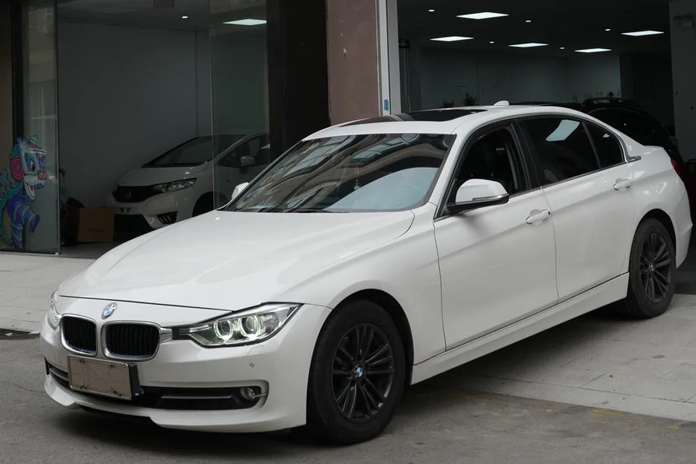 BMW 3-Series, 2015