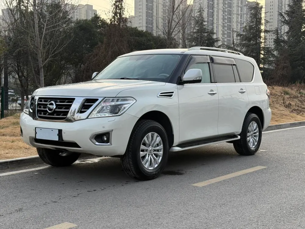 Nissan Patrol 4.0L Auto 4WD 7 Seater Parallel Import, 2018 — фото 1