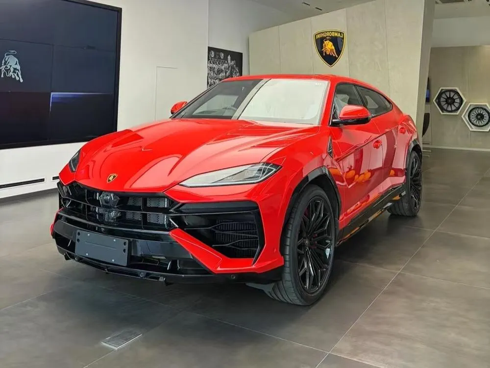 Lamborghini Urus SE, 2025