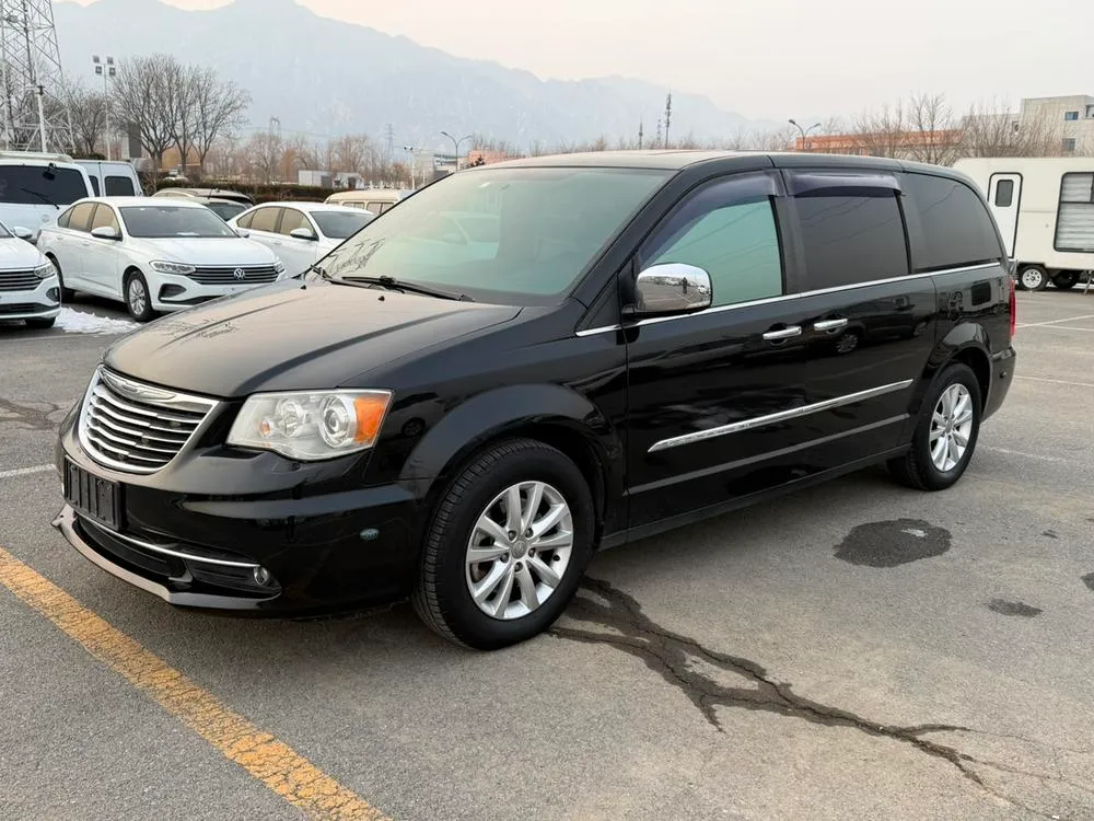 Chrysler Grand Voyager (Import), 2014