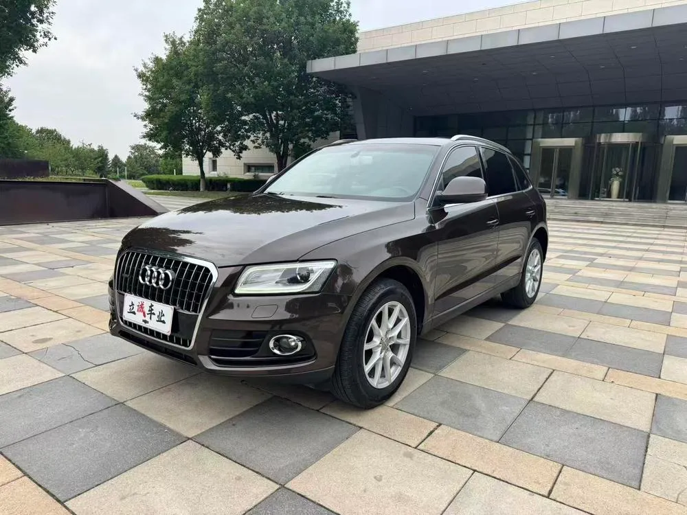 Audi Q5 40 TFSI Version, 2015 — фото 1