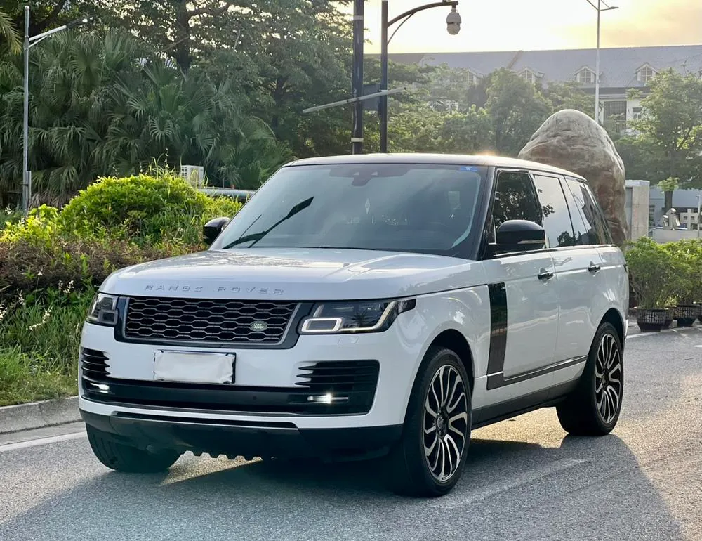 Land Rover Range Rover 3.0 L6 Edition, 2020 — фото 1