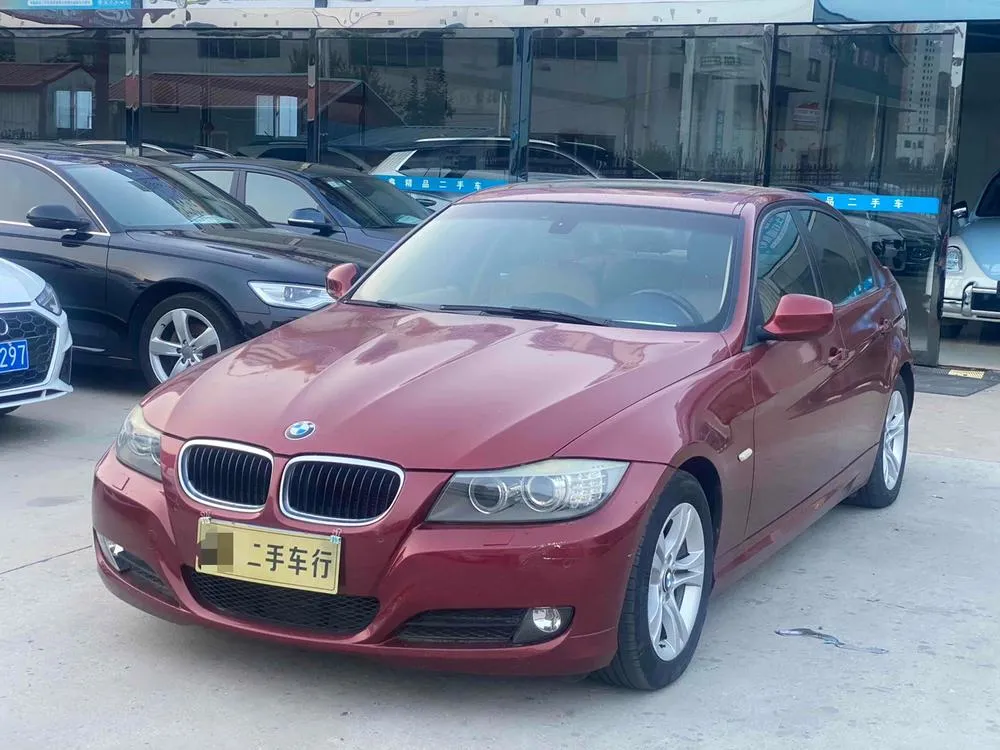 BMW 3-Series (Import) 320i Luxury Version, 2010 — фото 1