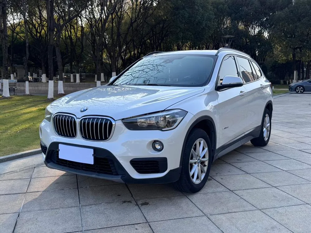 BMW X1 sDrive18Li Fashion Version, 2018 — фото 1