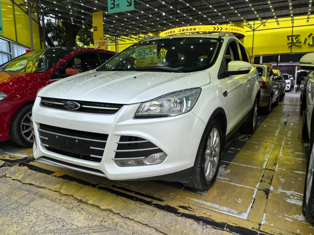 Ford Kuga, 2013
