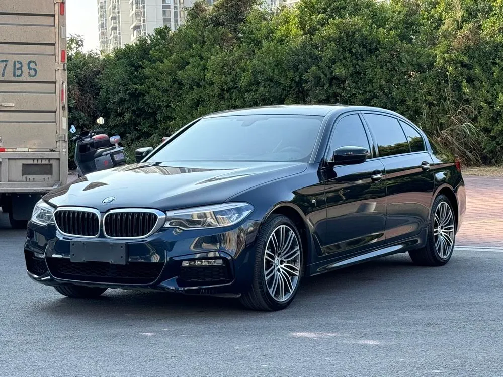 BMW 5-Series, 2018