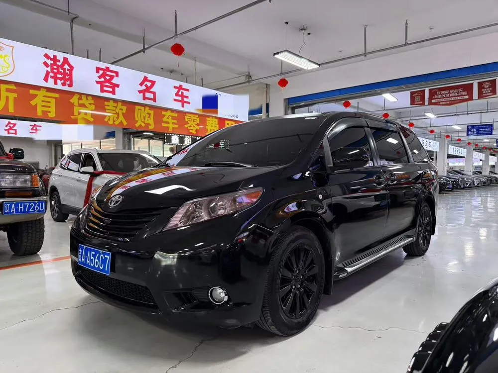 Toyota Sienna, 2017