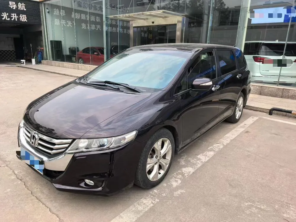 Honda Odyssey 2.4L Luxury Edition, 2013 — фото 1