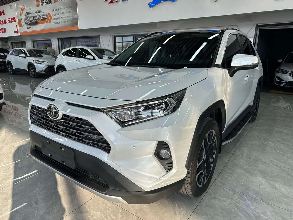 Toyota RAV4, 2022